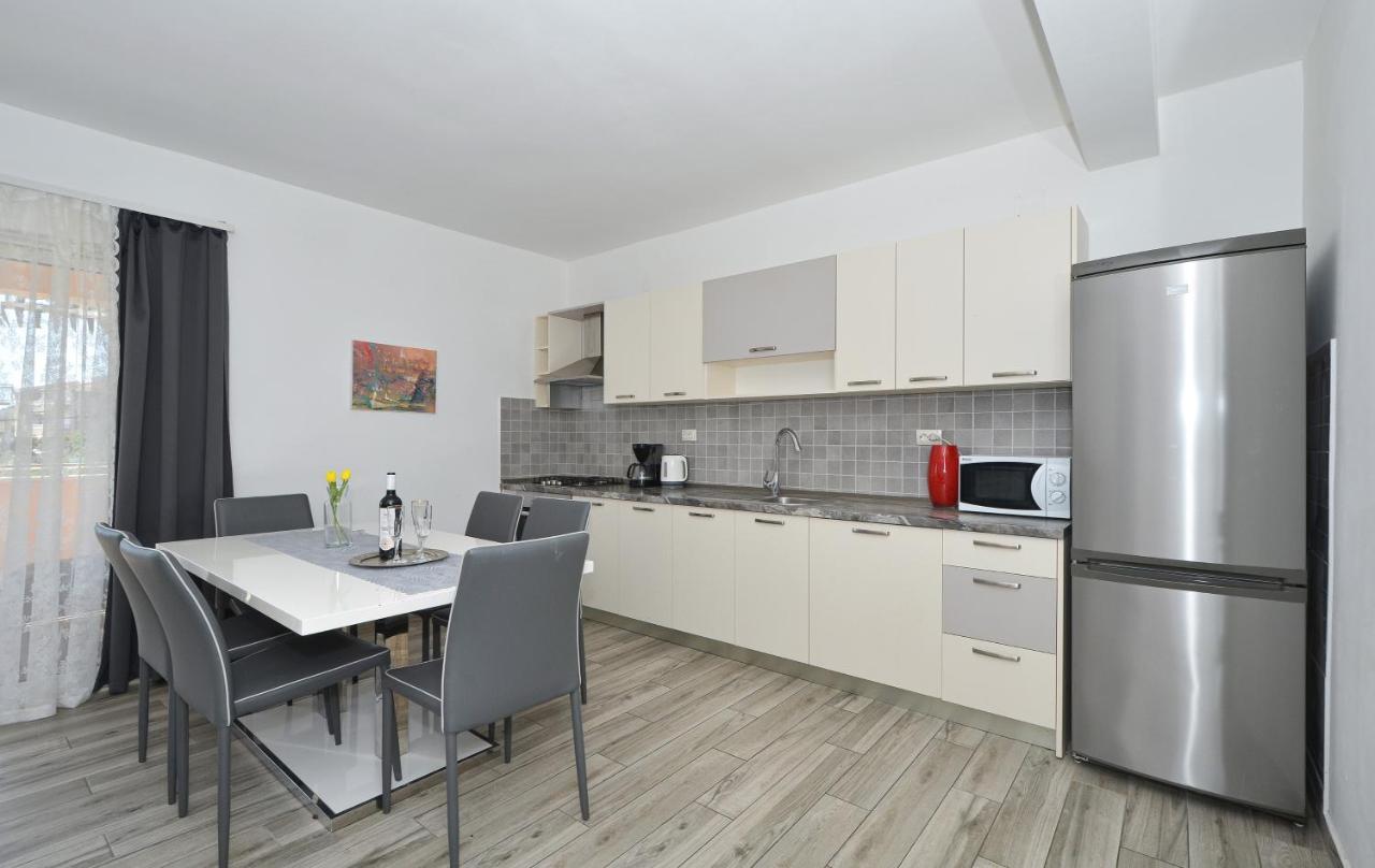 Apartments Luciano Seget Vranjica Ngoại thất bức ảnh