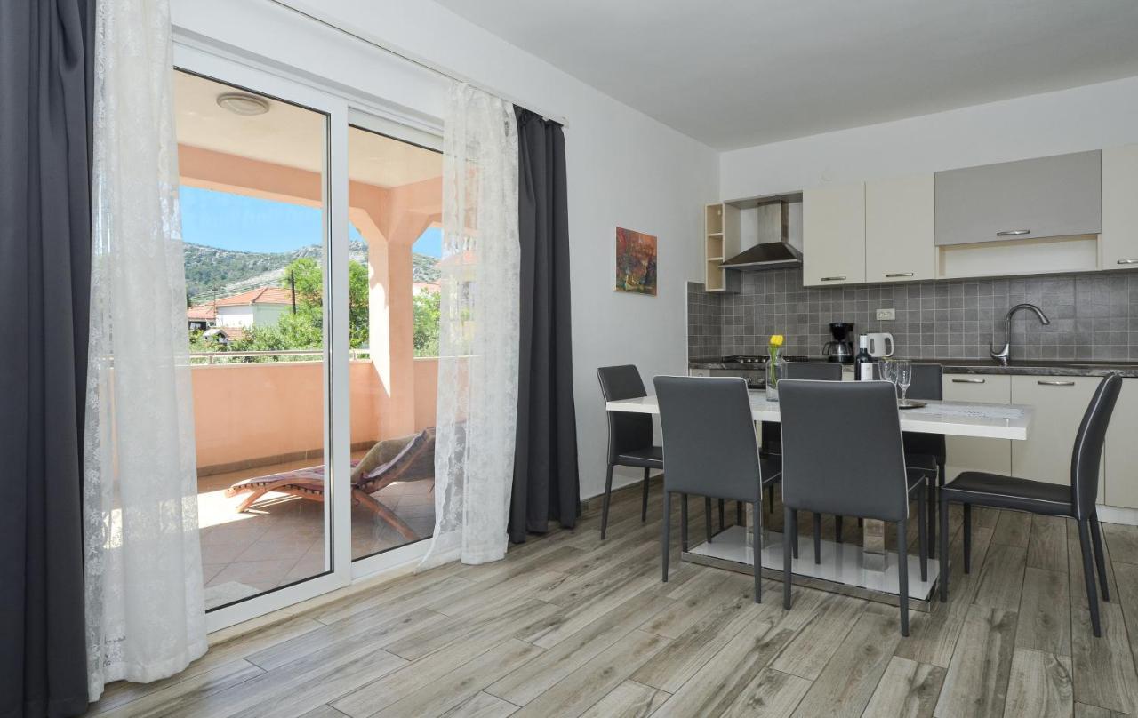 Apartments Luciano Seget Vranjica Ngoại thất bức ảnh